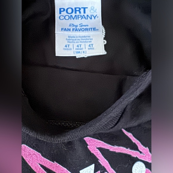 New w/ Amazon tag Girls 4T Barbie T-Shirt Club - 90s Barbie Logo T-Shirt - Picture 3 of 6